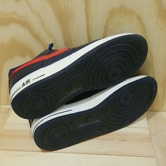 Air Force 1's Mens size 12 - Picture 7 of 9